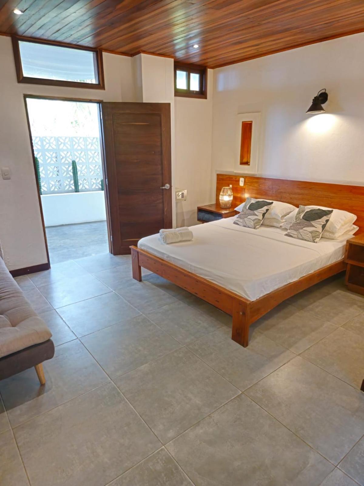 Makao Beach Hotel Palomino Exterior photo
