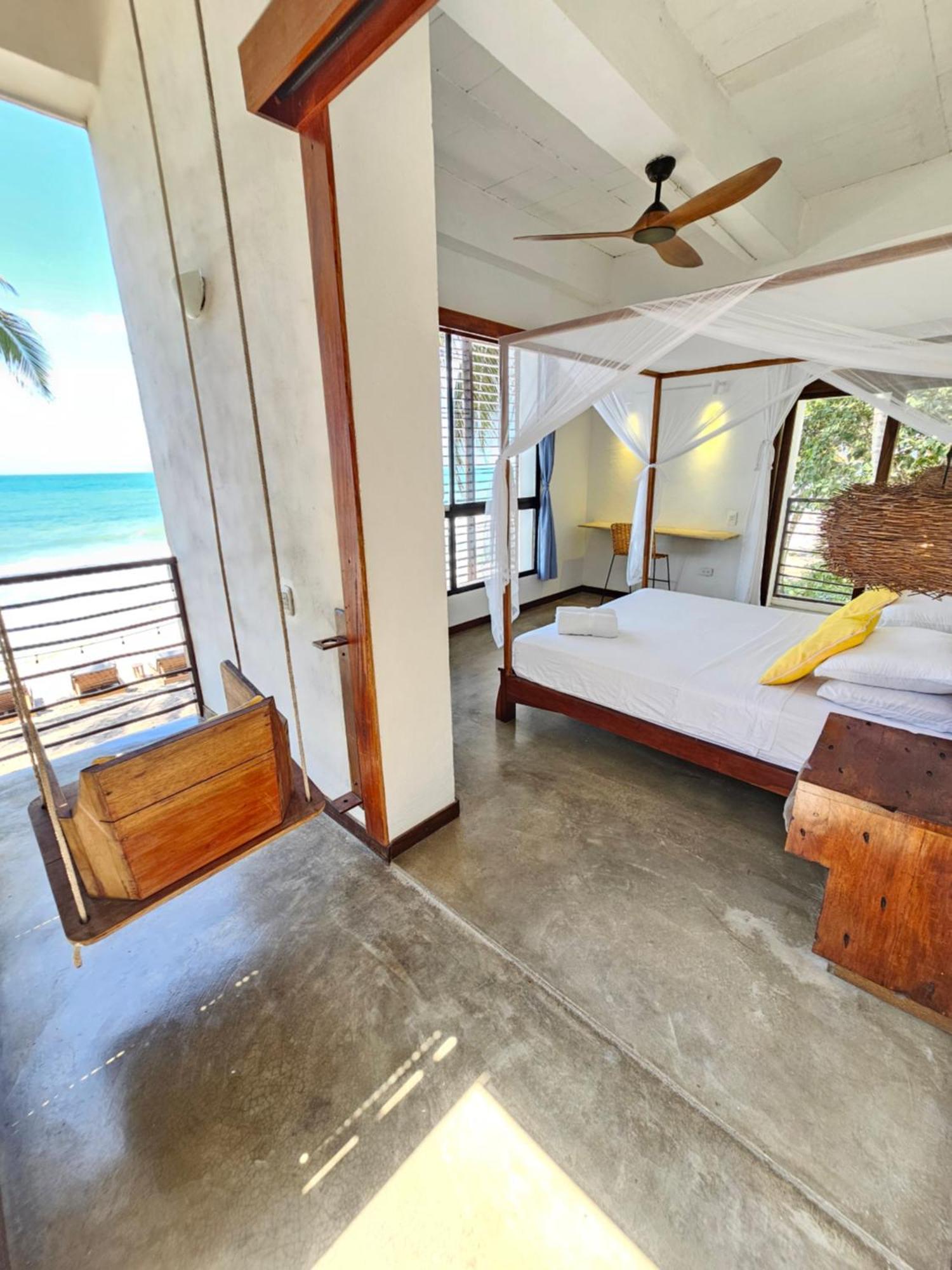Makao Beach Hotel Palomino Exterior photo