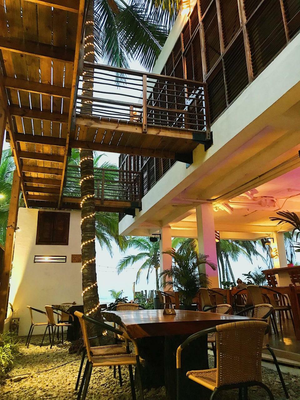 Makao Beach Hotel Palomino Exterior photo
